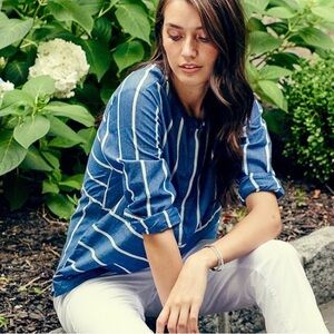 NWOT ecru Tunic Striped Blue and White Shirt size Small